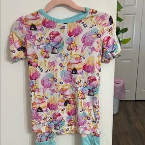 Comfy bamboo pajama set with honey bees!!